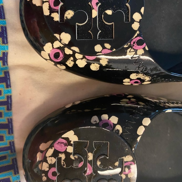 Authentic Tory Burch Flats - Picture 5 of 8